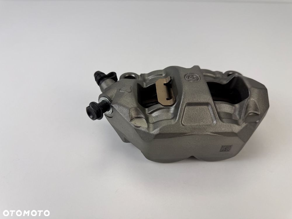 Zacisk hamulcowy przedni prawy Triumph Street Triple 765 RS 2022- - 12