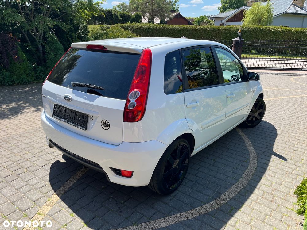 Ford Fiesta 1.4 Ambiente - 4
