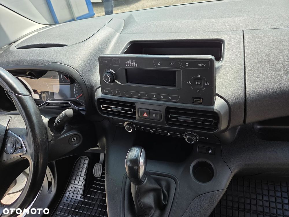 Opel Combo 1.5 CDTI Enjoy S&S - 28