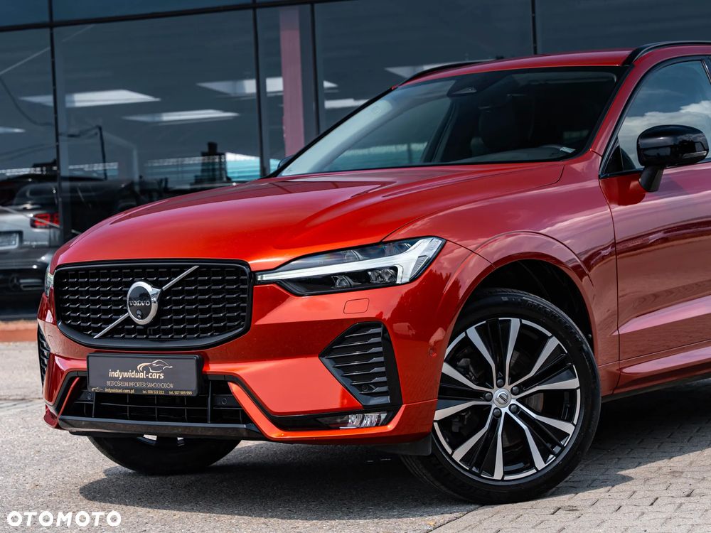 Volvo XC 60 B4 D AWD Plus Dark - 8