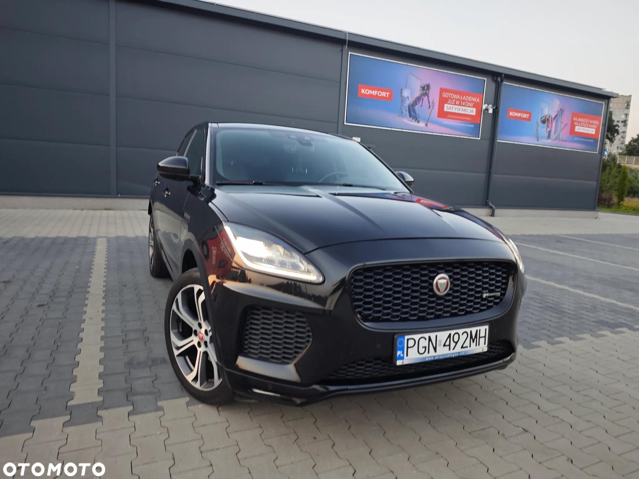 Jaguar E-Pace 2.0 i4D AWD R-Dynamic S - 13