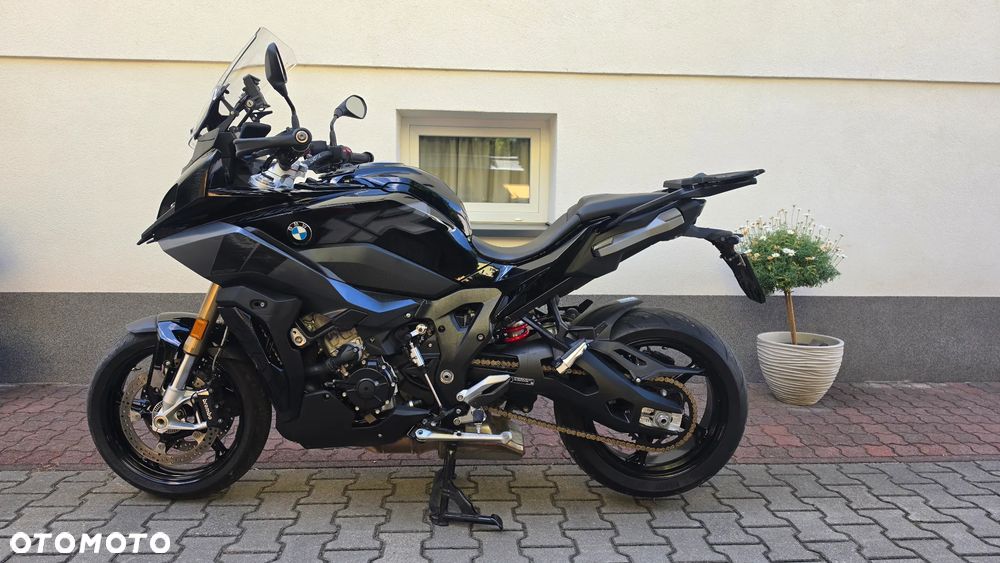 BMW XR - 2