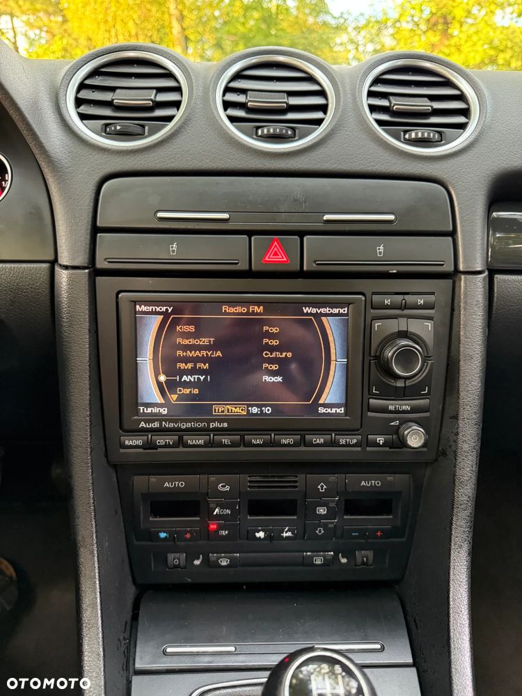 Audi A4 Cabrio 1.8T - 10