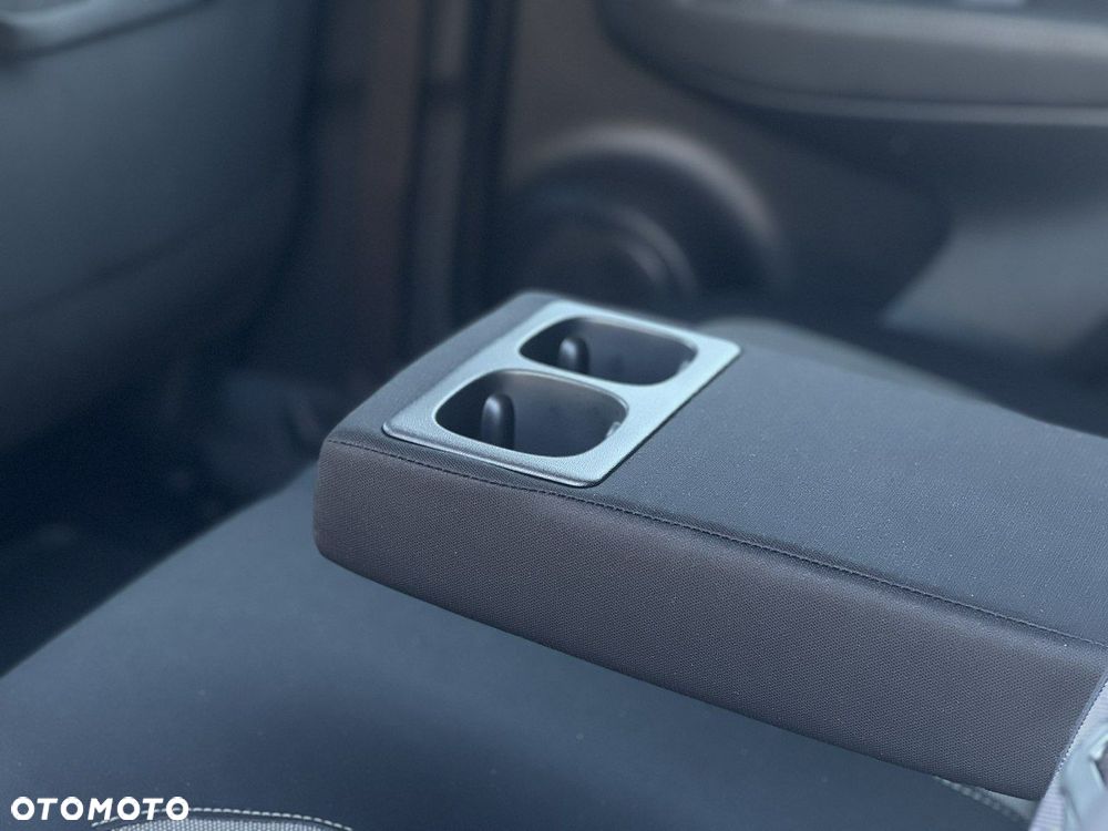 Nissan Qashqai 1.3 DIG-T N-Connecta EU6d - 37