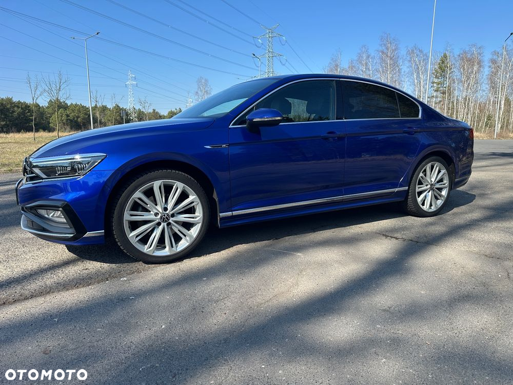Volkswagen Passat - 9