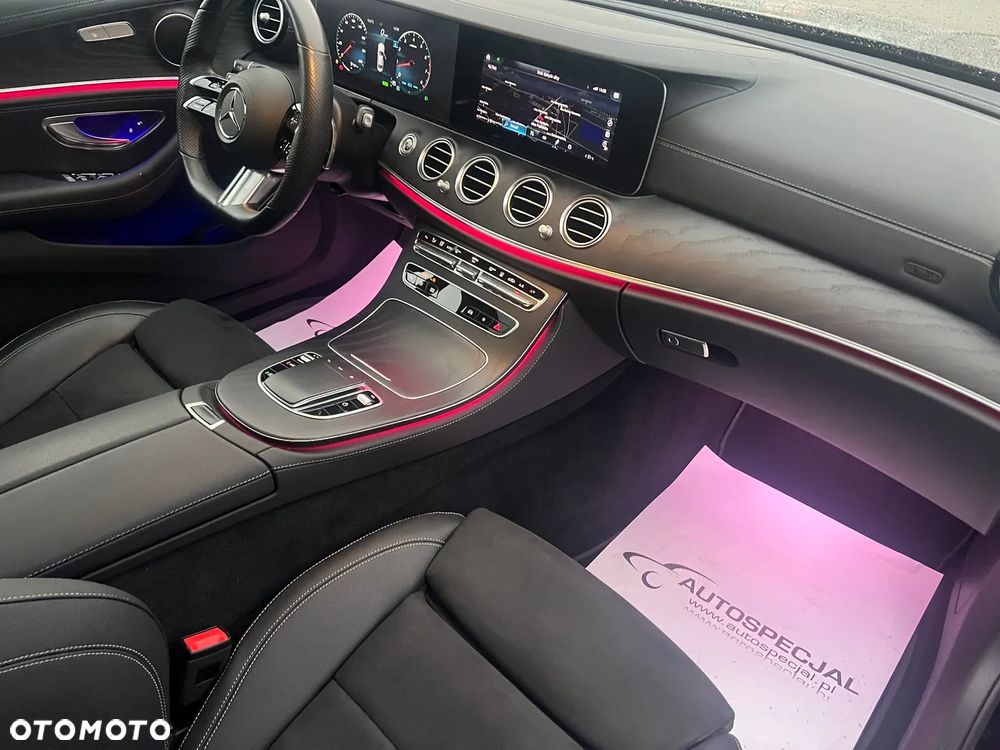 Mercedes-Benz Klasa E 200 4-Matic 9G-TRONIC - 13