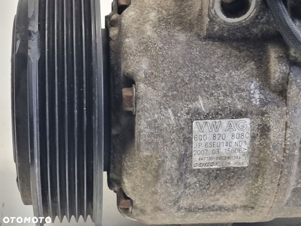SPRĘŻARKA KLIMATYZACJI VW Fox 1.2 6V _ pompa 6Q0820808C - 2