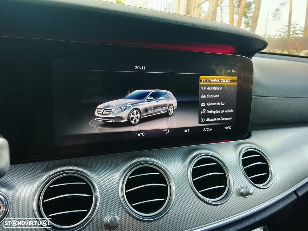 Mercedes-Benz E 220 d AMG - 17