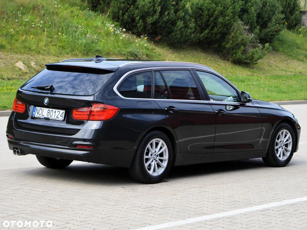 BMW Seria 3 318d Sport Line - 2