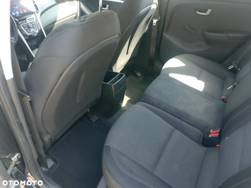 Hyundai i30 - 12