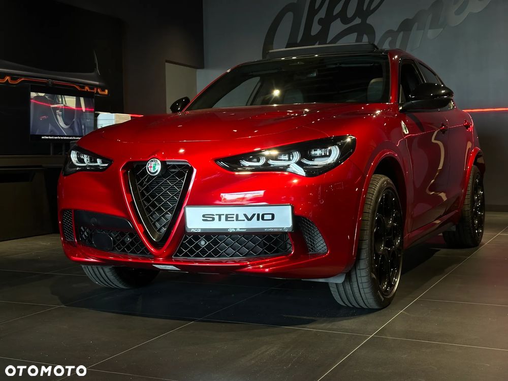 Alfa Romeo Stelvio 2.9 Bi Turbo V6 Quadrifoglio Q4 - 4