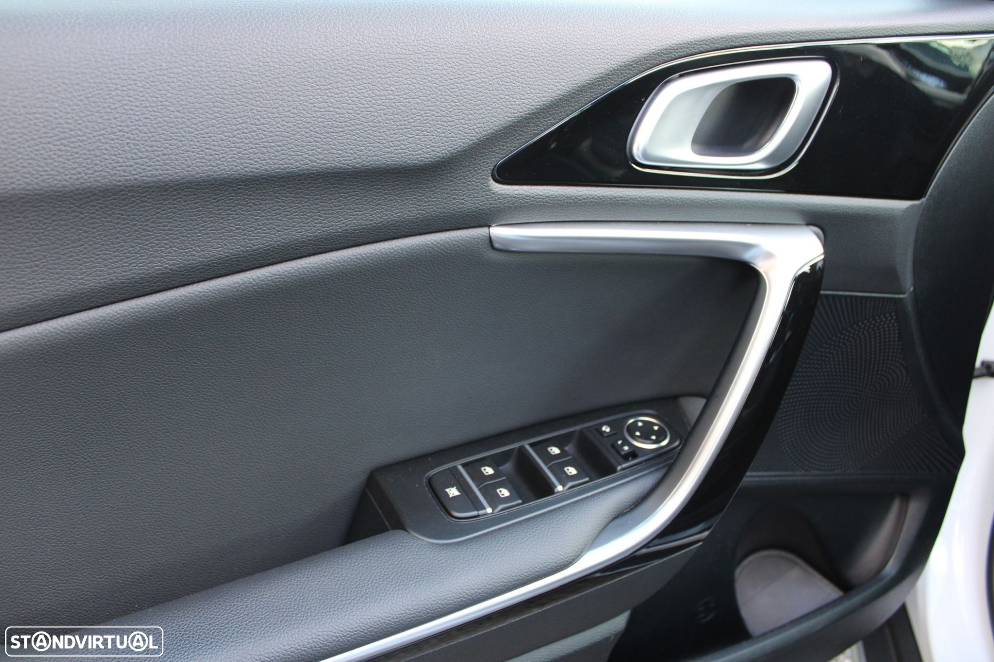 Kia XCeed 1.6 GDi PHEV Drive - 16