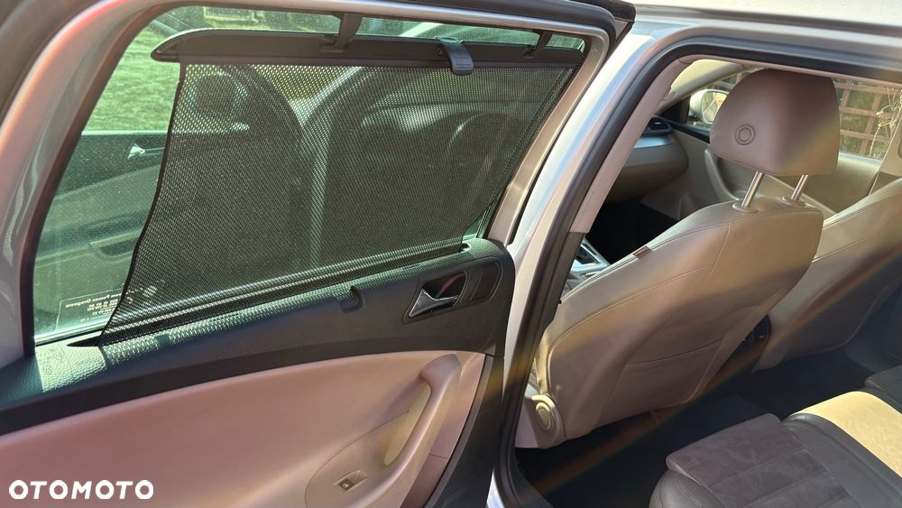 Volkswagen Passat 2.0 TDI DPF Highline DSG - 18