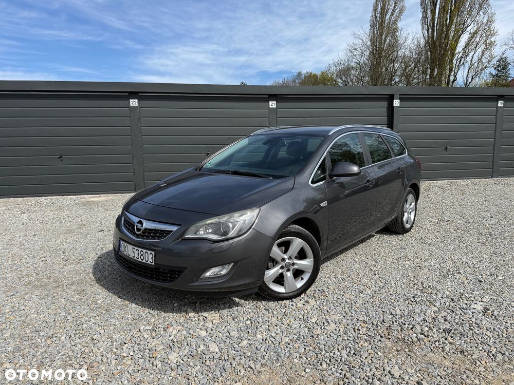 Opel Astra 1.4 Turbo Sport - 1