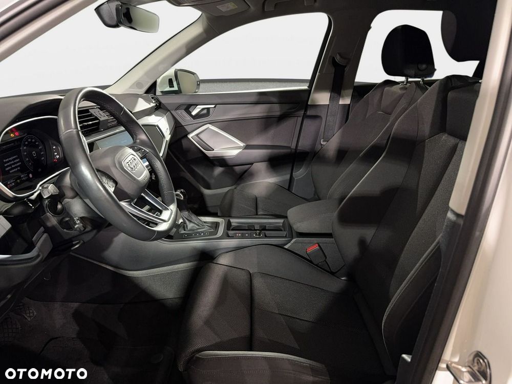 Audi Q3 - 13