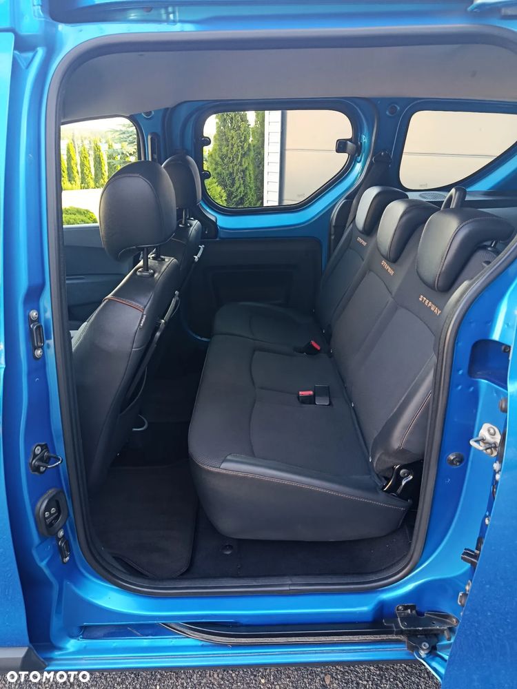 Dacia Dokker 1.2 TCe Stepway - 24