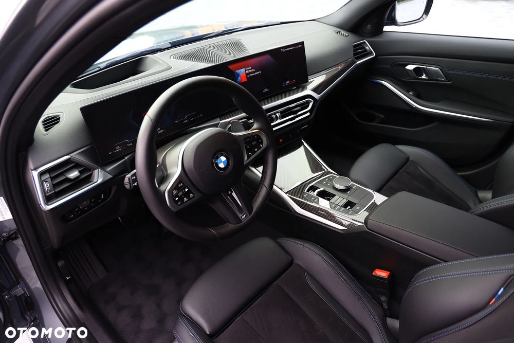 BMW Seria 3 330i xDrive M Sport - 14