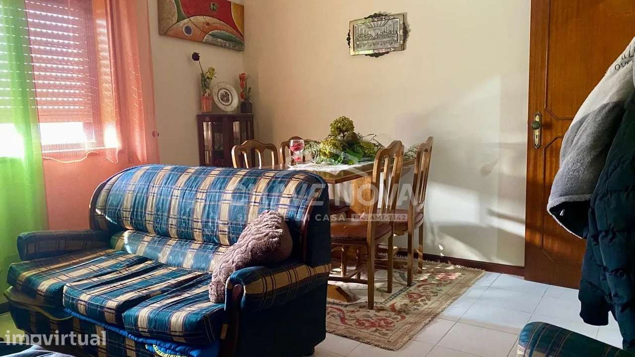 Apartamento T2 virado Poente c/lugar de garagem - Grande imagem: 2/12
