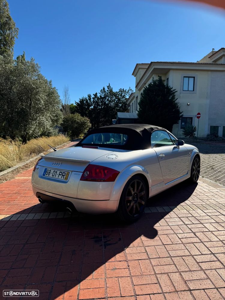 Audi TT Roadster - 5