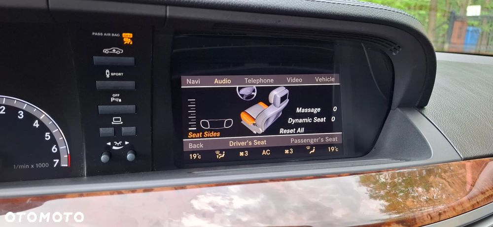 Mercedes-Benz Klasa S 500 L 4Matic 7G-TRONIC - 25