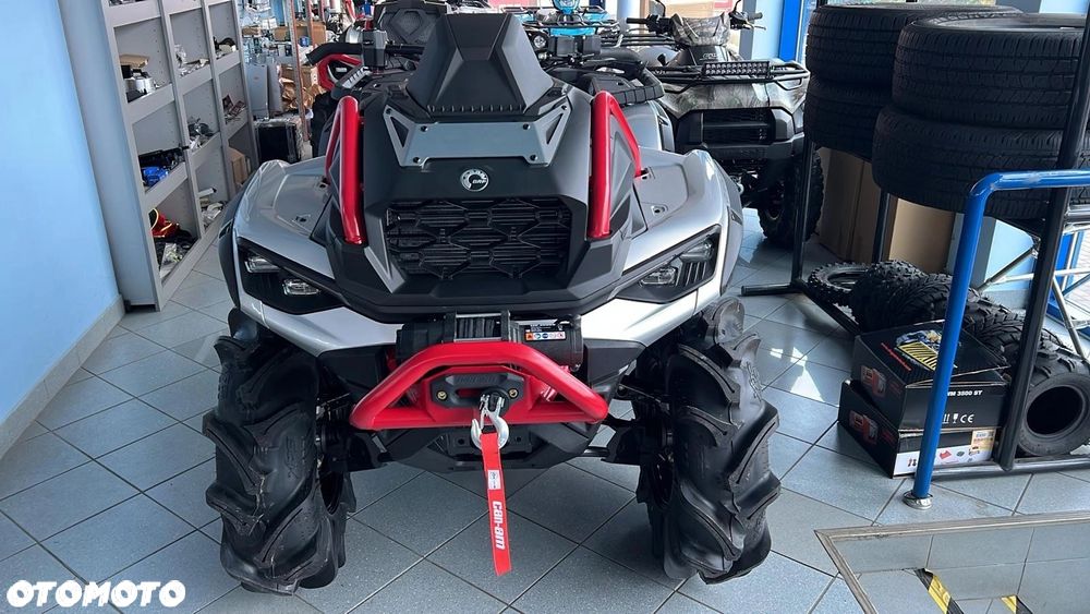 Can-Am Outlander - 2