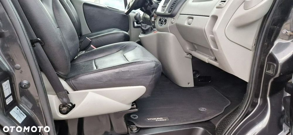 Opel Vivaro - 32