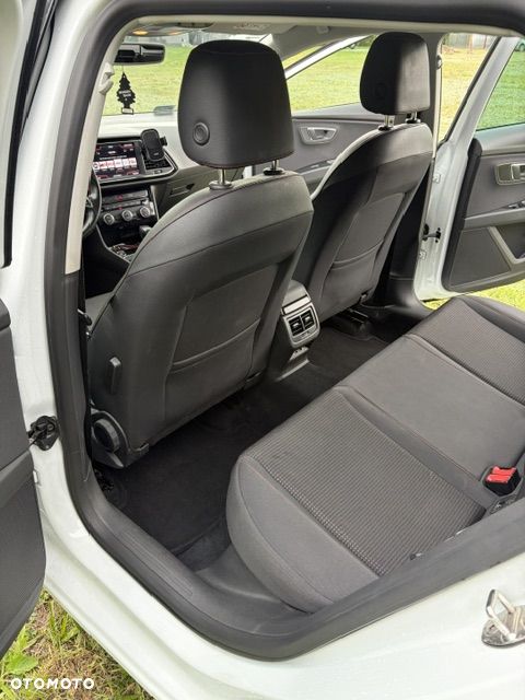 Seat Leon 1.5 eTSI Full LED DSG - 6