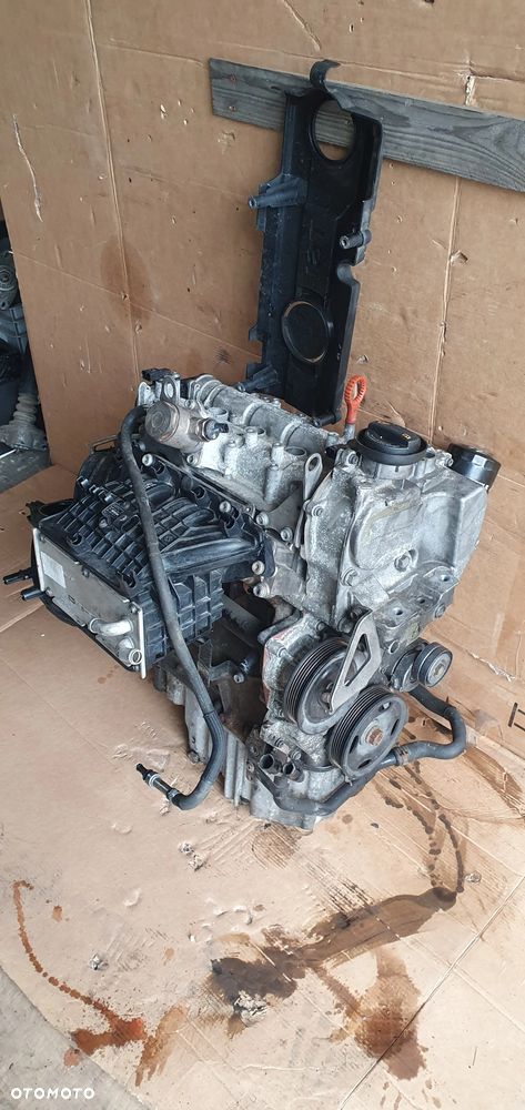 Silnik słupek blok silnika VW Passat B6 1.4 TSI CAXA - 6