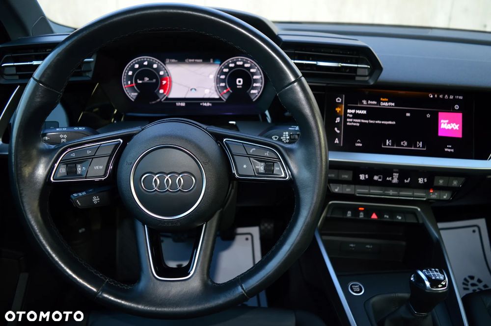 Audi A3 Sportback 35 TFSI S line - 18