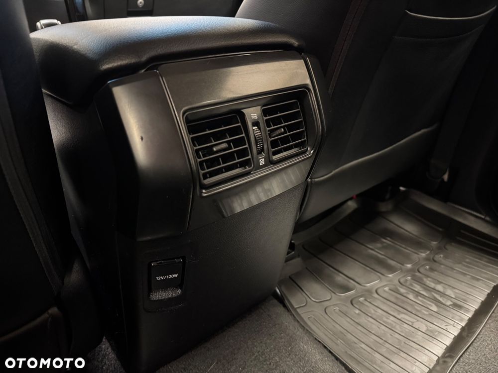 Toyota Land Cruiser - 25