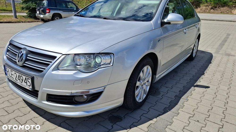 Volkswagen Passat 1.8 TSI Comfortline - 18
