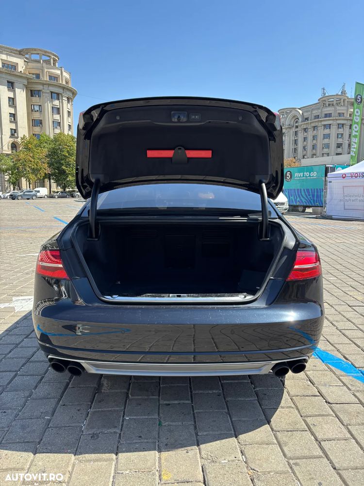 Audi S8 Plus 4.0 TFSI quattro Tiptronic - 34