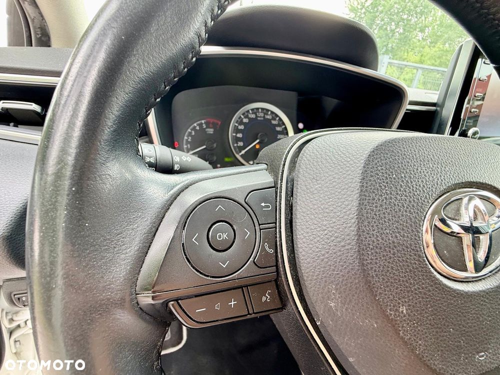 Toyota Corolla 1.8 Hybrid Comfort - 24