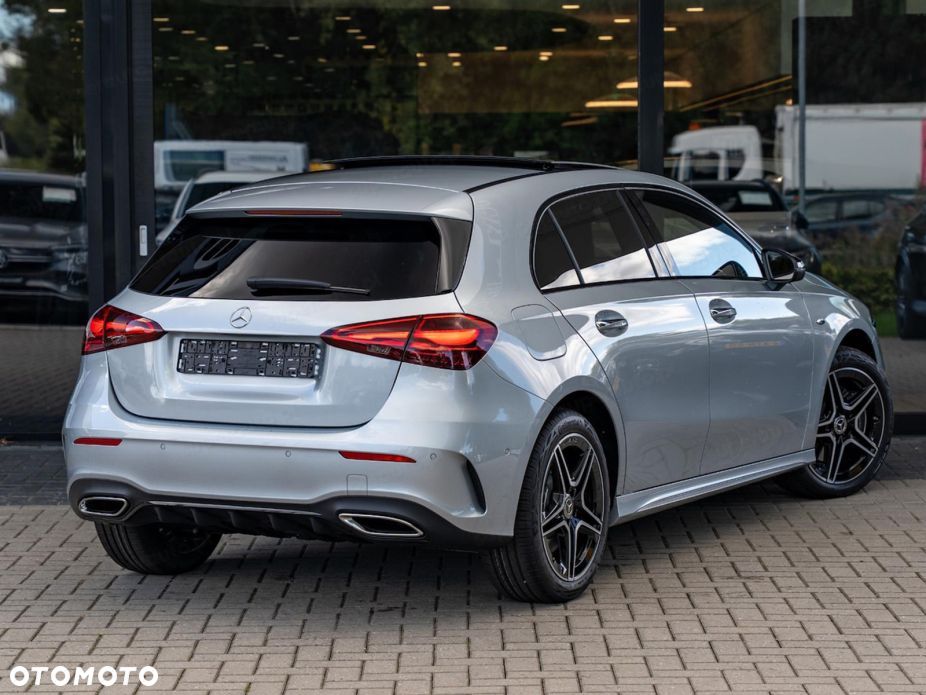 Mercedes-Benz Klasa A 200 AMG Line 7G-DCT - 8
