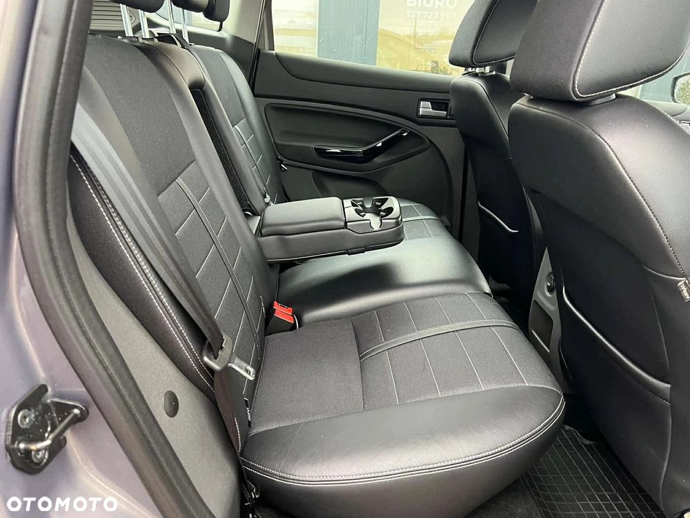 Ford Kuga 2.0 TDCi Titanium - 9