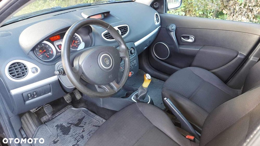 Renault Clio - 4