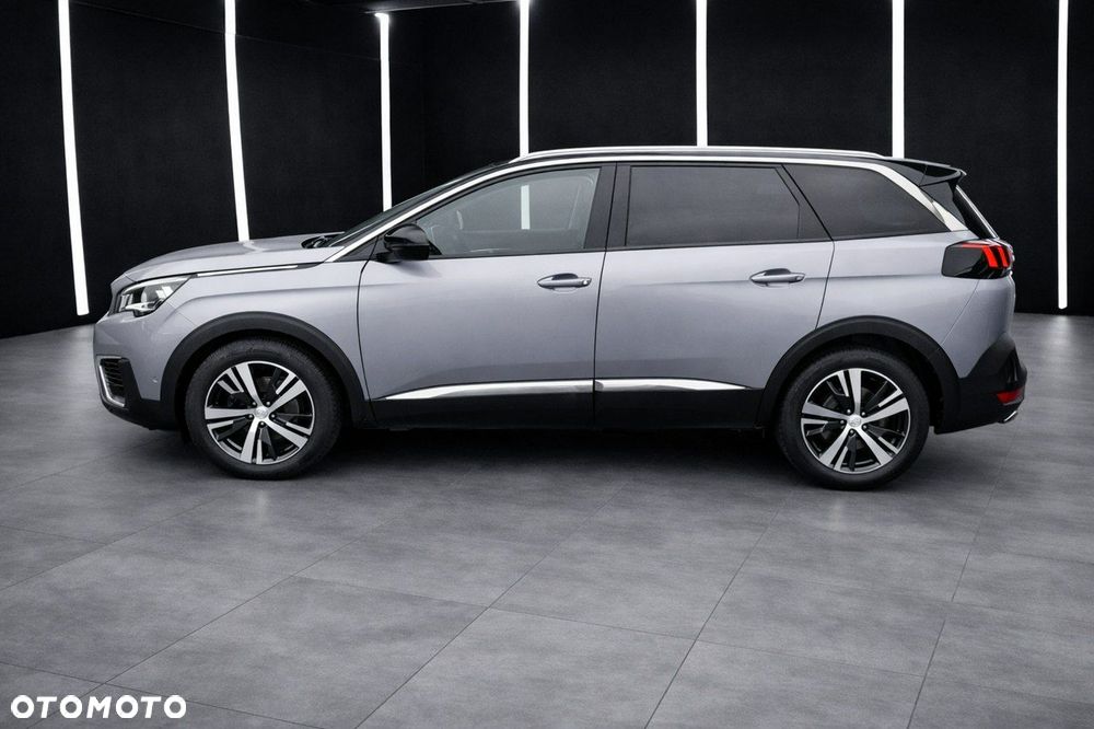 Peugeot 5008 - 5