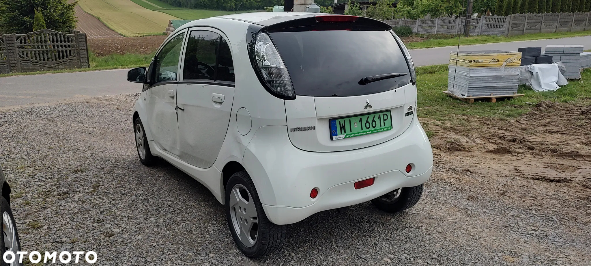 Mitsubishi i-MiEV Standard - 4
