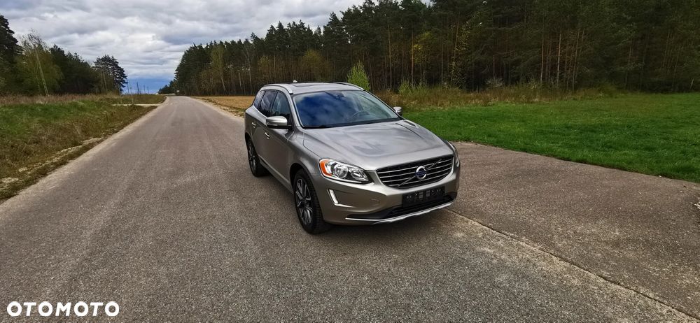 Volvo XC 60 T5 AWD Momentum - 14
