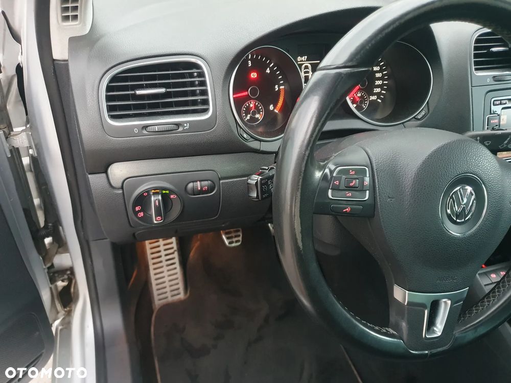 Volkswagen Golf 2.0 TDI Comfortline - 11
