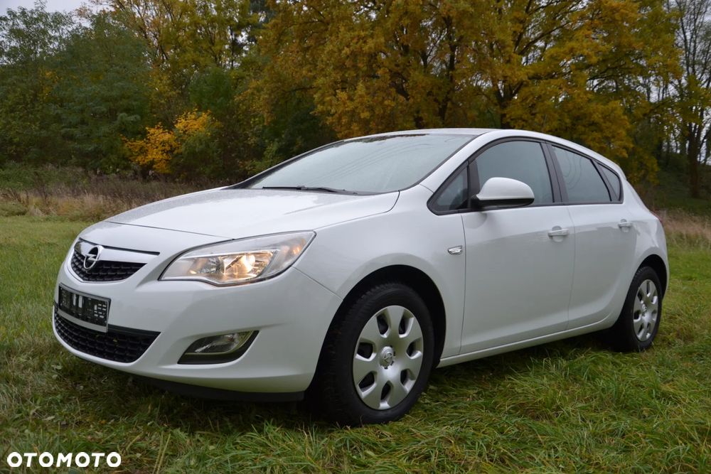 Opel Astra 1.4 EcoFLEX Design Edition - 1