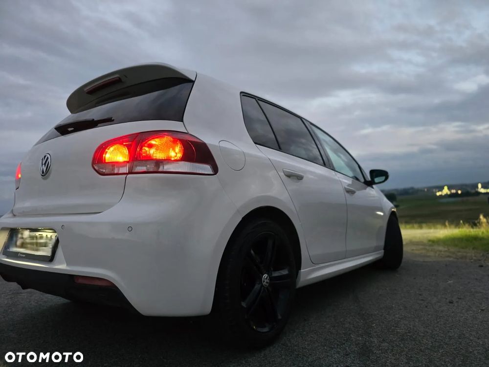 Volkswagen Golf VI 1.6 TDI Highline - 19