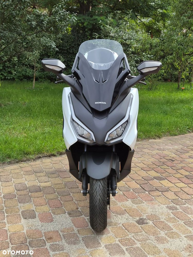 Honda NSS - 9