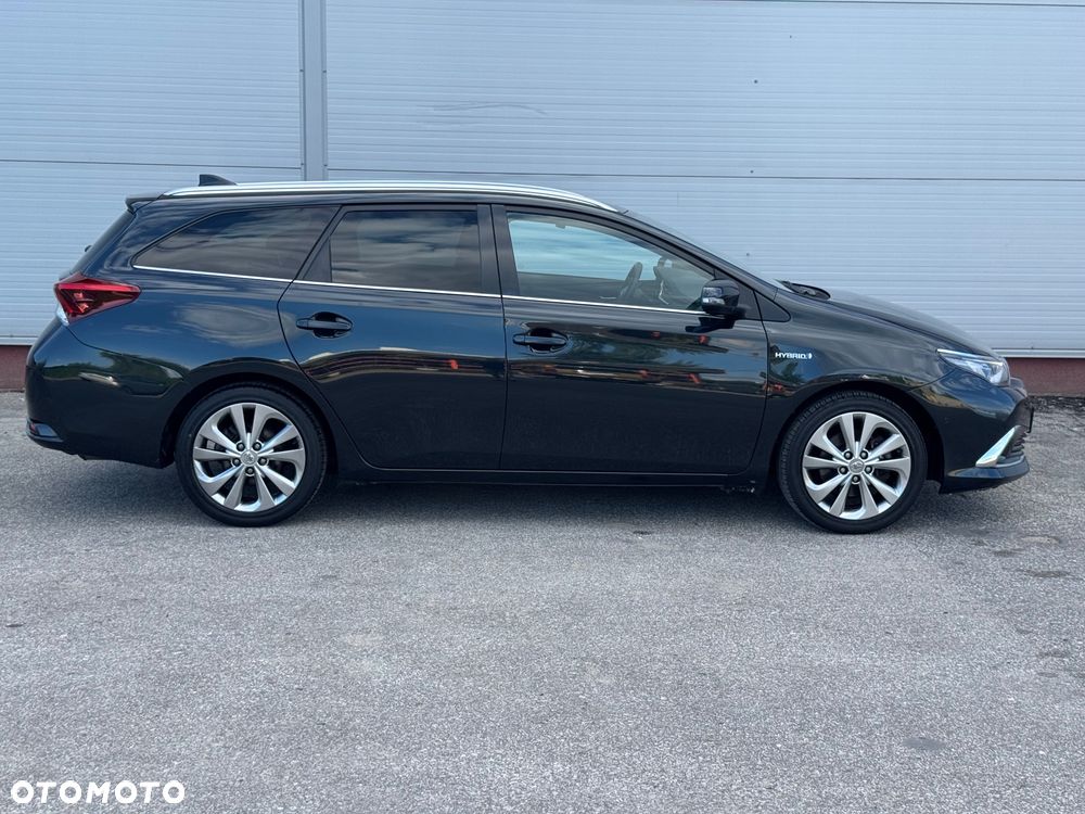 Toyota Auris - 9