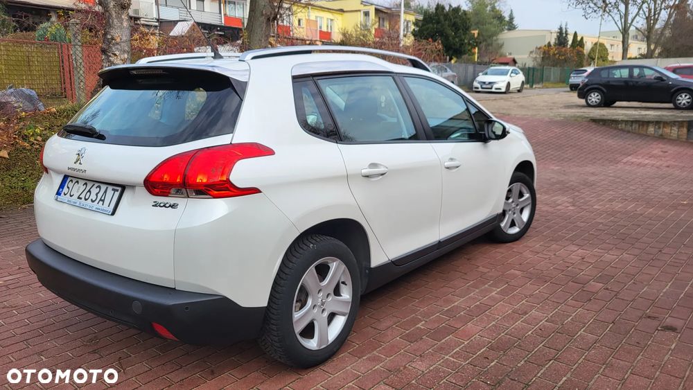 Peugeot 2008 1.2 VTi/Pure Tech Active - 2