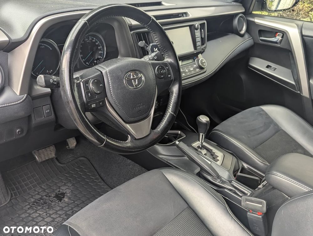 Toyota RAV4 Hybrid Premium 4x2 - 5