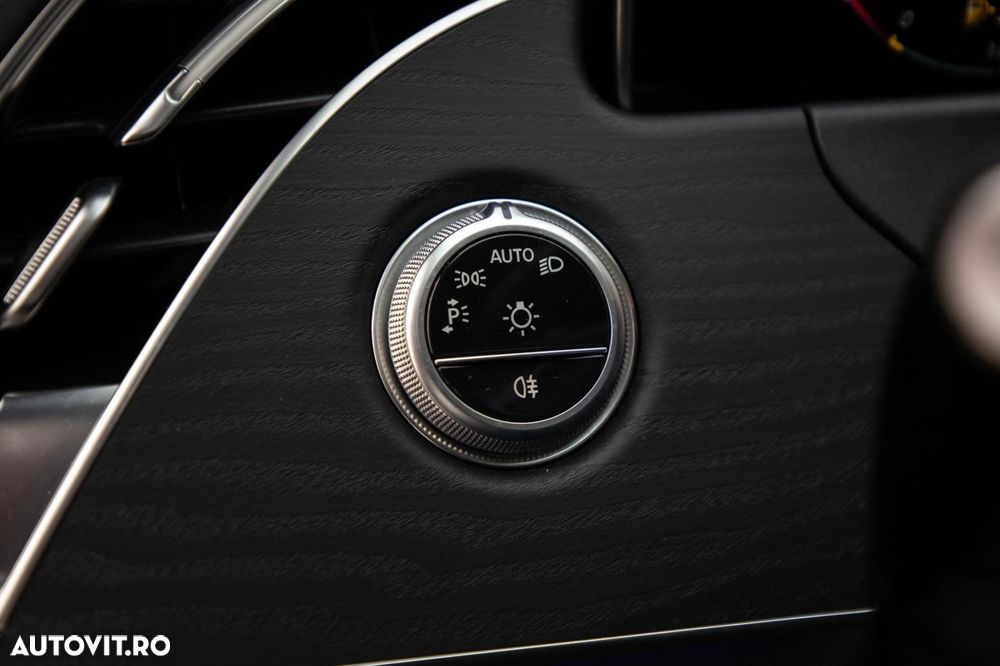 Mercedes-Benz E - 27