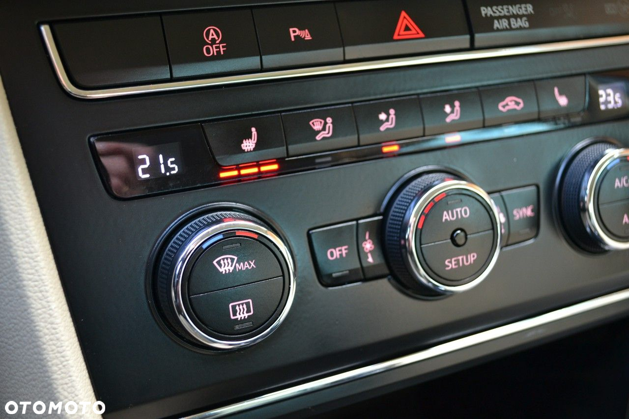 Seat Leon 1.6 TDI ECOMOTIVE Style - 20