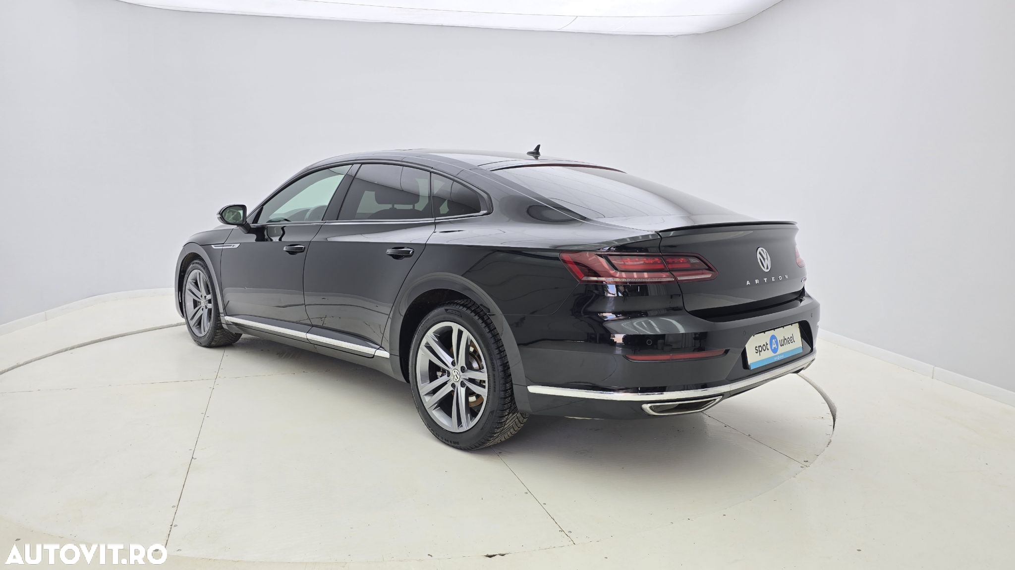 Volkswagen ARTEON 2.0 TSI DSG 4Motion R-Line - 8