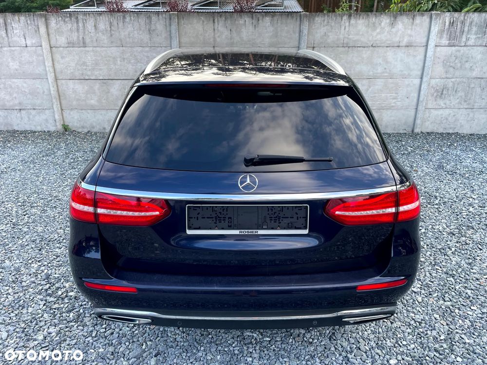 Mercedes-Benz Klasa E 220 d 4Matic 9G-TRONIC Avantgarde - 8